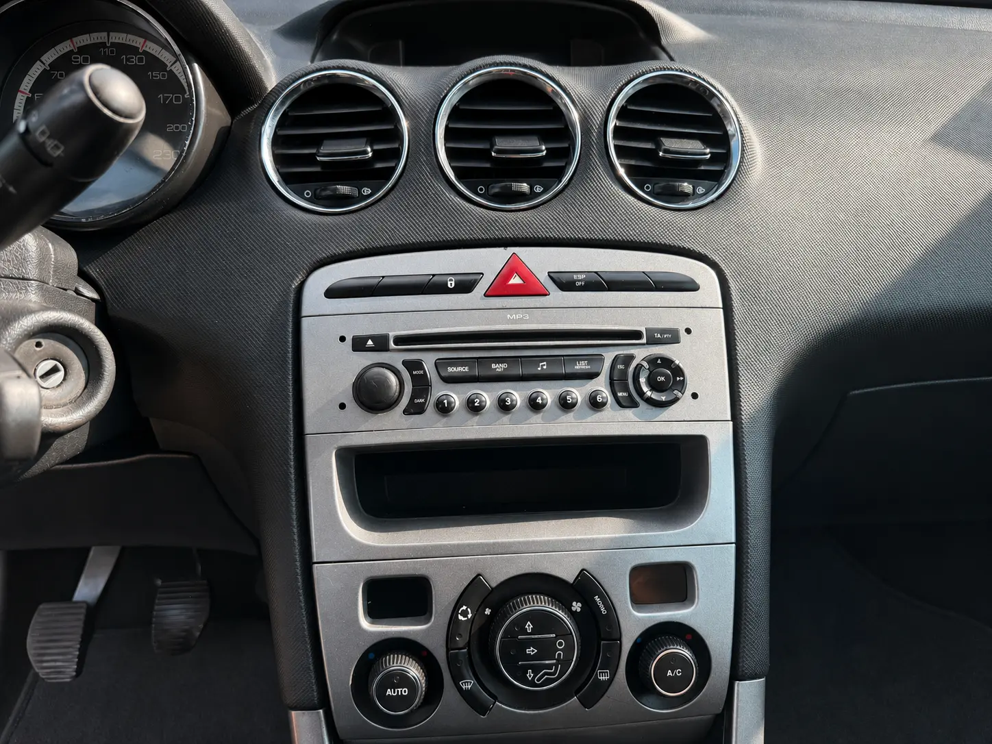 Peugeot 308 9