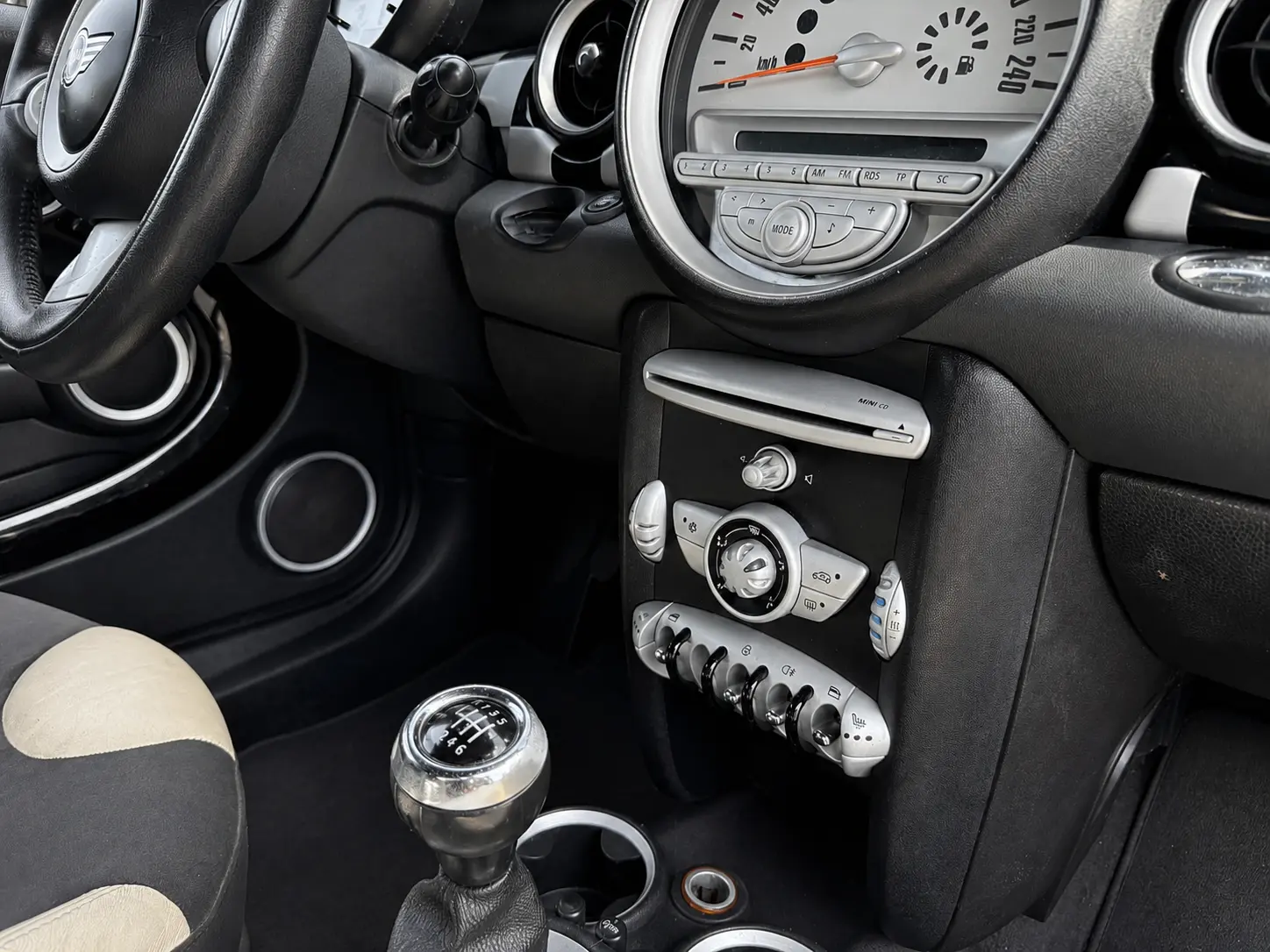 MINI 3 Portas Cooper D 10