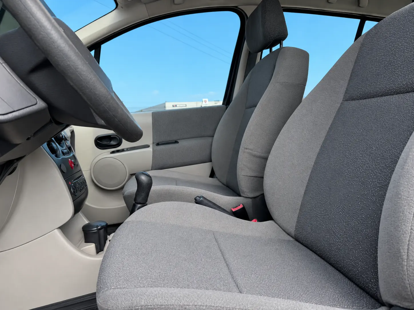 Renault Modus 1.2 Luxe 9