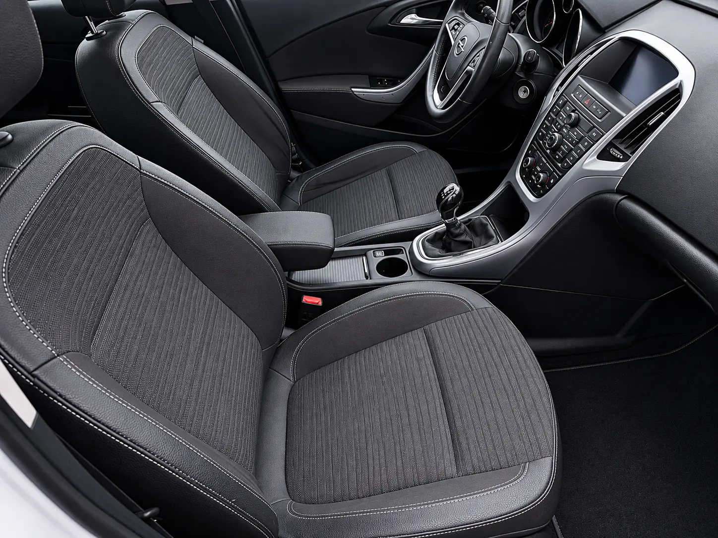 Opel Astra Sports Tourer 1.6 CDTI Ecotec 120 Anos S/S 9