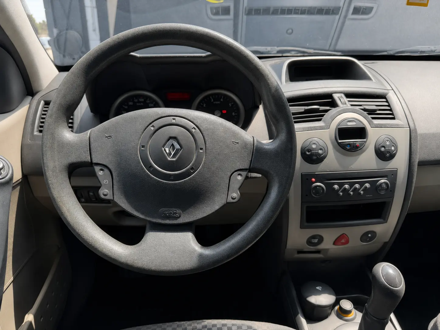 Renault Mégane 1.5 dCi Confort 8