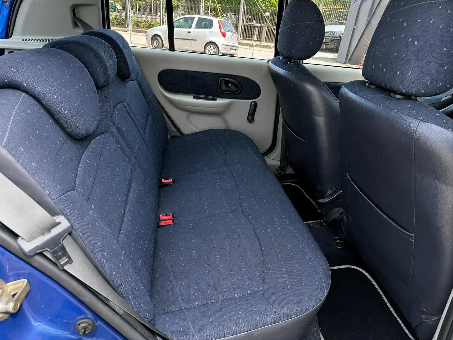 Renault Clio 1.5 dCi Authentique 12