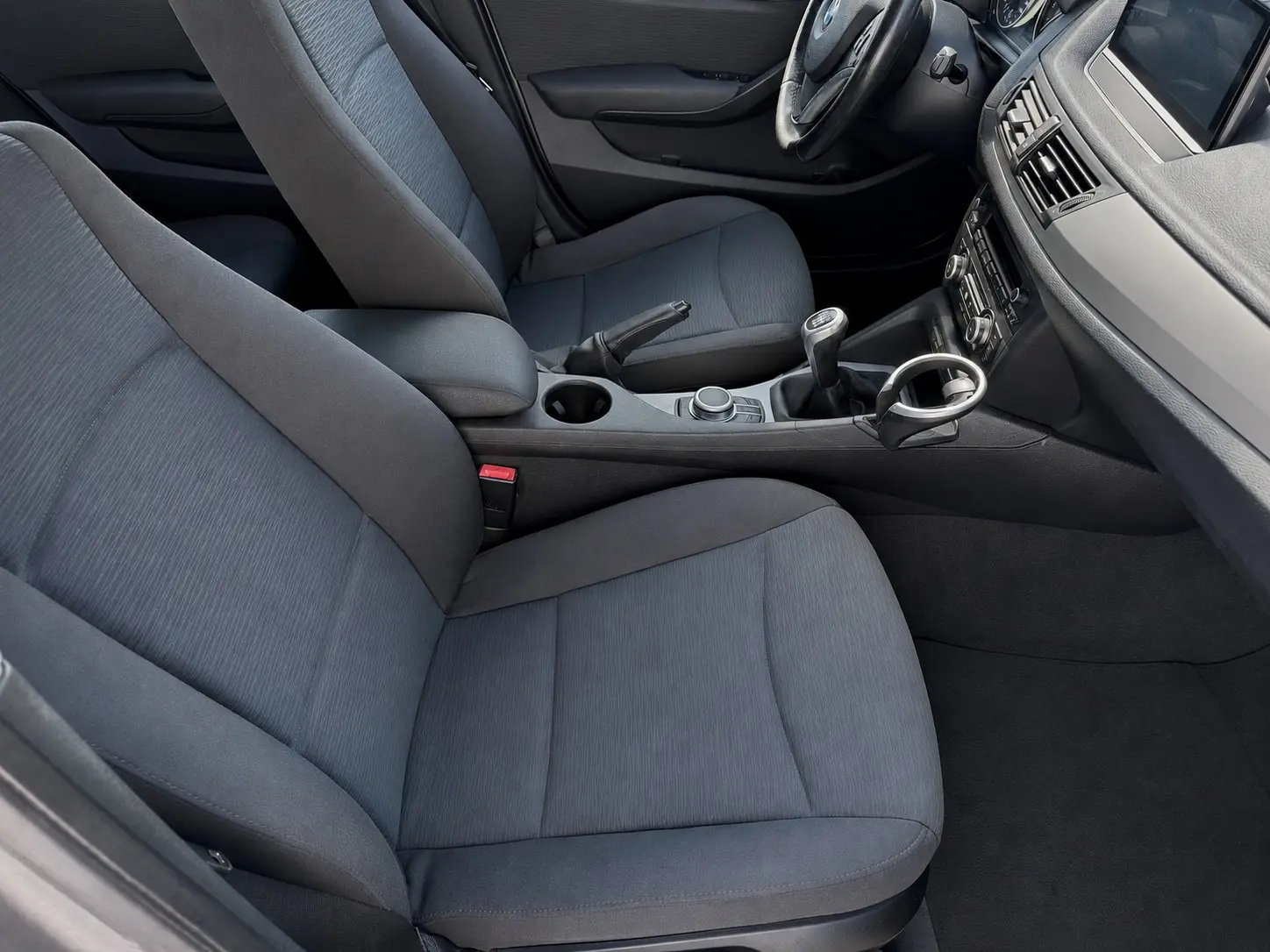 BMW X1 X-DRIVE 11