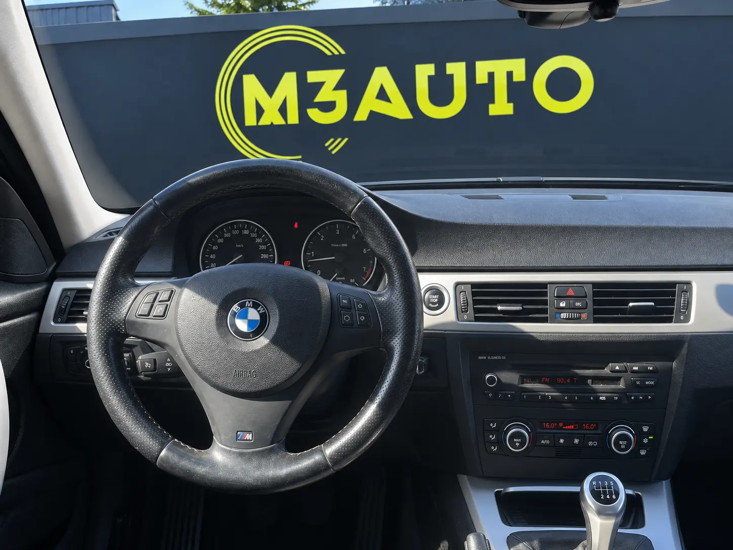 BMW 320 d 6