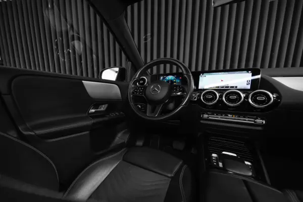 Mercedes-Benz B 180 d 8G-DCT Progressive 15