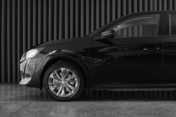Peugeot e-208 50 kWh Allure 6