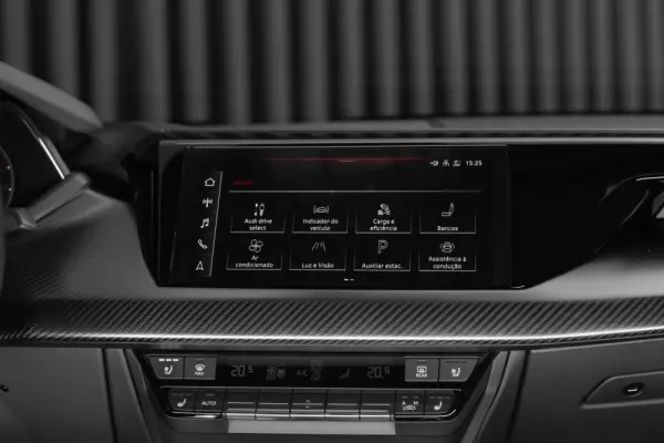 Audi e-tron GT quattro 34