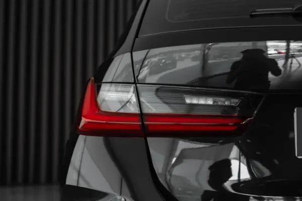 BMW 318 d Aut. Sport Line 10