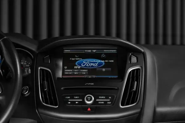 Ford Focus 1.0 EcoBoost S&S TITANIUM 15