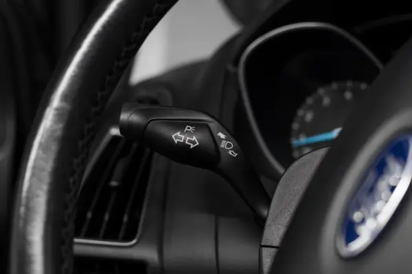 Ford Focus 1.0 EcoBoost S&S TITANIUM 26