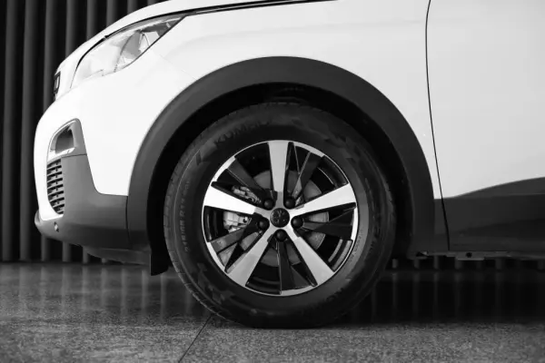 Peugeot 3008 1.6 BlueHDi Active 8