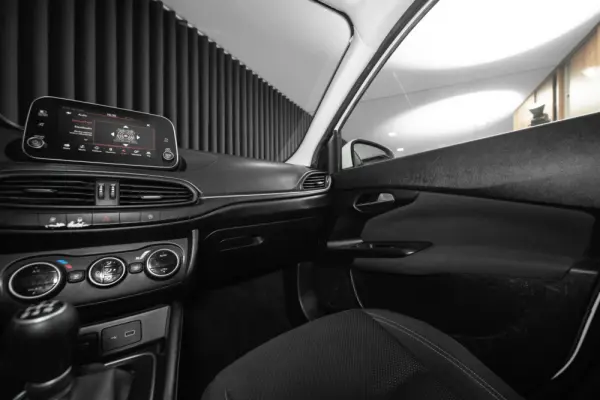 Fiat Tipo Station Wagon 1.3 M-Jet Lounge 14