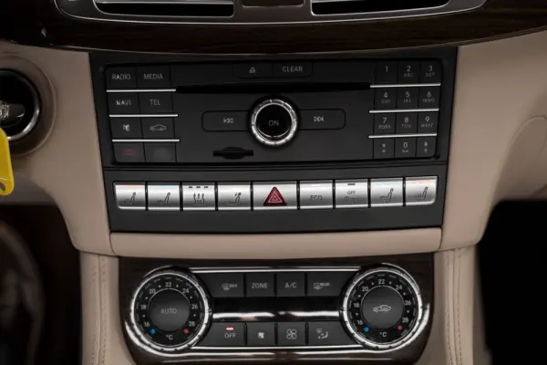 Mercedes-Benz CLS 250 d Shooting Brake 24