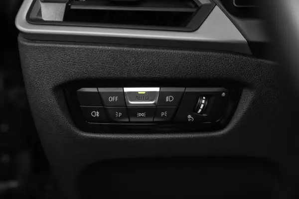 BMW 318 d Aut. Sport Line 31
