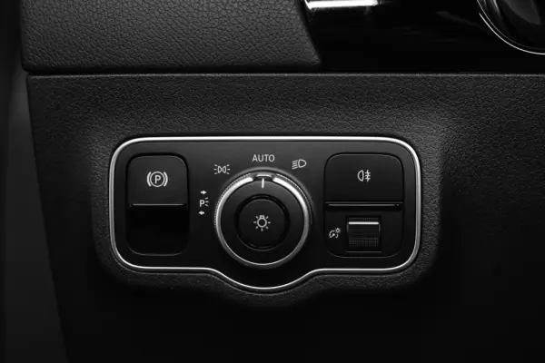 Mercedes-Benz B 180 d 8G-DCT Progressive 31