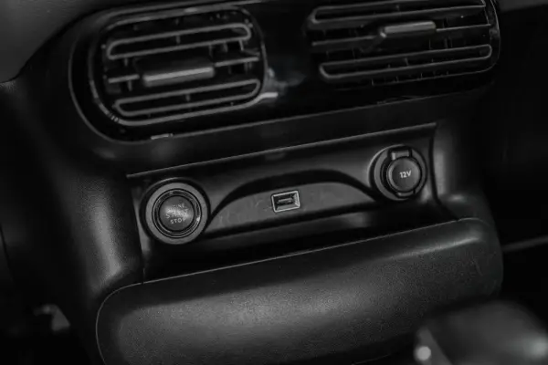 Citroen C4 Cactus 1.5 BlueHDi Shine 25
