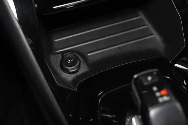 Peugeot e-208 50 kWh Allure 26