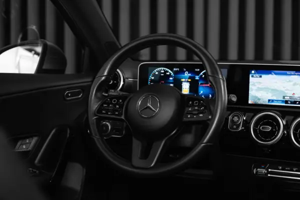 Mercedes-Benz A 180 d Style Aut. 13