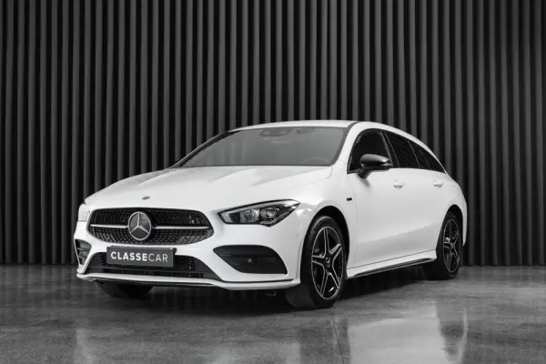 Mercedes-Benz CLA 250 e Shooting Brake AMG Line 1