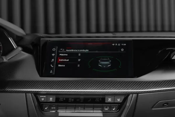 Audi e-tron GT quattro 39