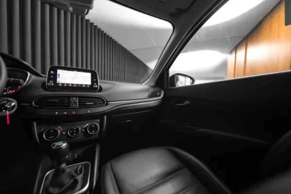 Fiat Tipo Station Wagon 1.6 M-Jet Lounge 13