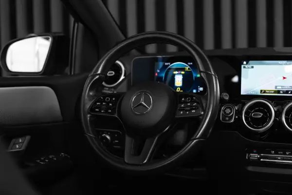 Mercedes-Benz B 180 d 8G-DCT Progressive 17