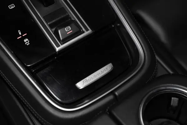 Porsche Panamera Sport Turismo 4 E-Hybrid 45