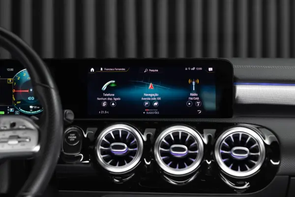 Mercedes-Benz CLA 250 e Shooting Brake AMG Line 20