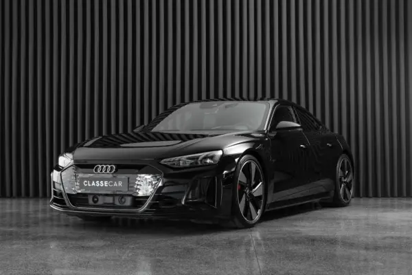 Audi e-tron GT quattro 1