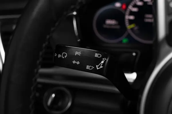 Porsche Panamera Sport Turismo 4 E-Hybrid 38
