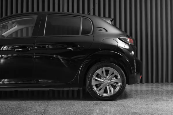 Peugeot e-208 50 kWh Allure 7