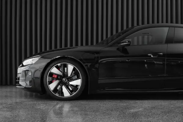 Audi e-tron GT quattro 4