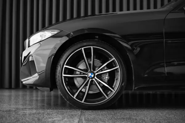 BMW 318 d Aut. Sport Line 8
