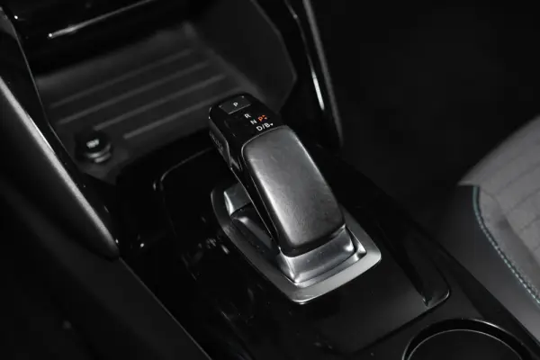Peugeot e-208 50 kWh Allure 25