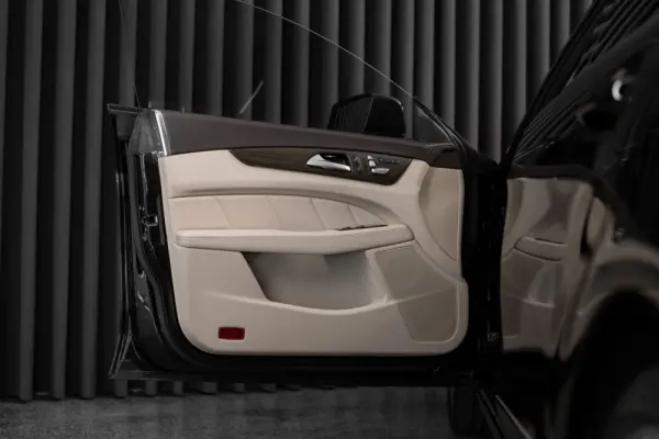 Mercedes-Benz CLS 250 d Shooting Brake 32