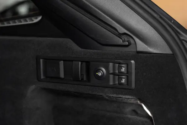 BMW 320 e Pack M Auto 47