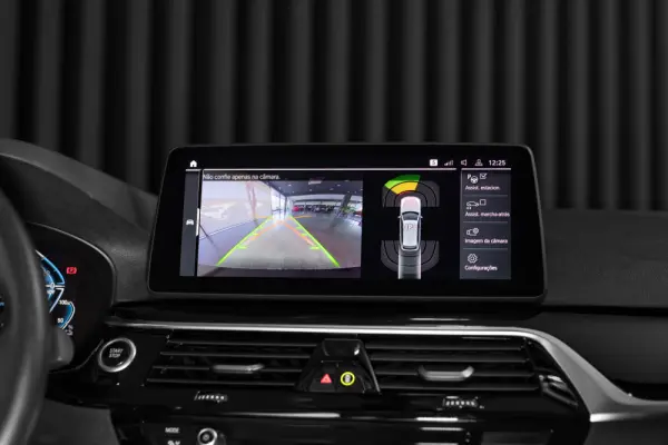 BMW 520 e Pack M 22