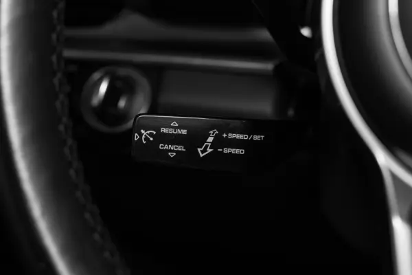 Porsche Panamera Sport Turismo 4 E-Hybrid 37