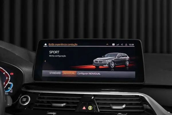 BMW 520 e Pack M 27