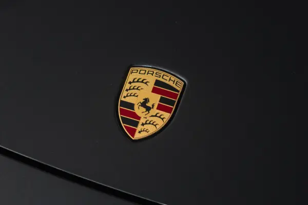 Porsche Panamera Sport Turismo 4 E-Hybrid 9