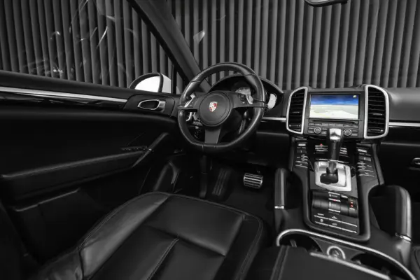 Porsche Cayenne S 13