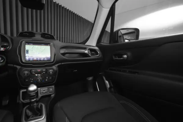 Jeep Renegade 1.0 T Limited 14