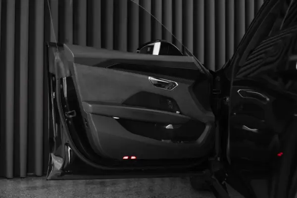Audi e-tron GT quattro 42