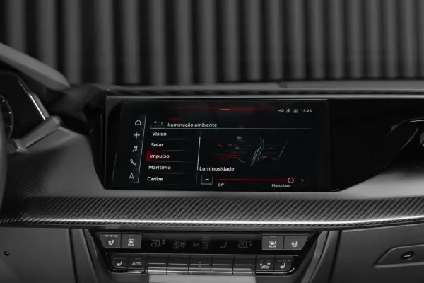 Audi e-tron GT quattro 36