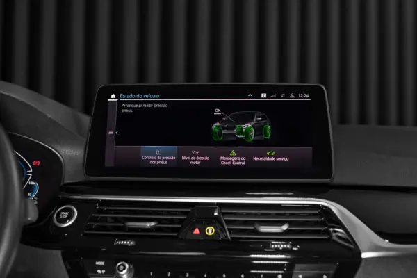 BMW 520 e Pack M 26