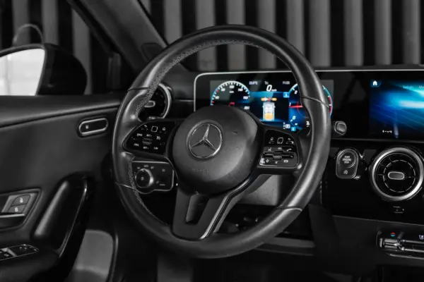 Mercedes-Benz A 180 d 7G-DCT Style 16
