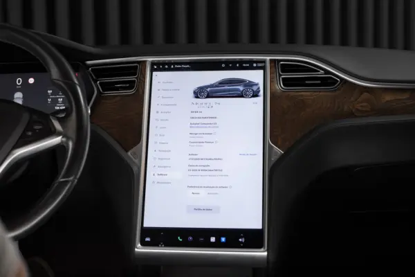 Tesla Model S 100D 23