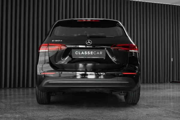 Mercedes-Benz B 180 d 8G-DCT Progressive 5