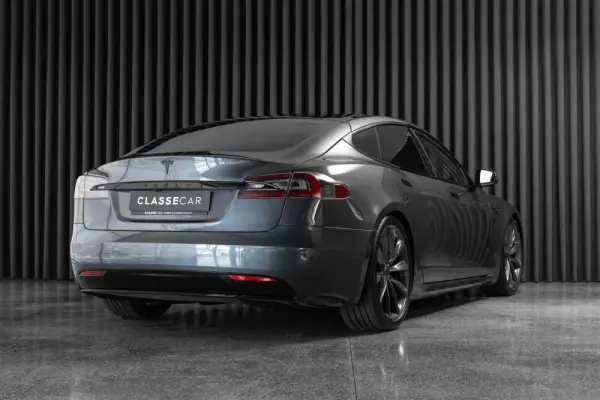 Tesla Model S 100D 3