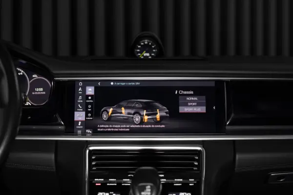 Porsche Panamera Sport Turismo 4 E-Hybrid 31